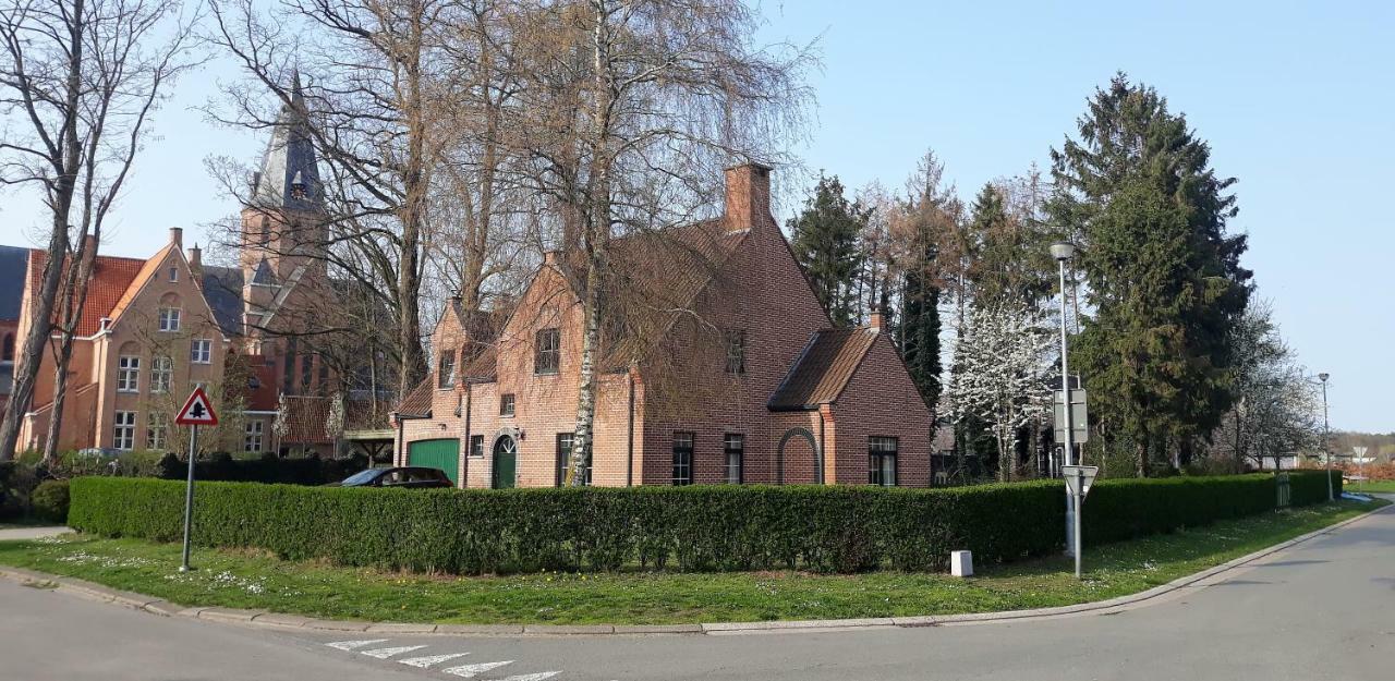 Villa De Ruiter Waasmunster 外观 照片